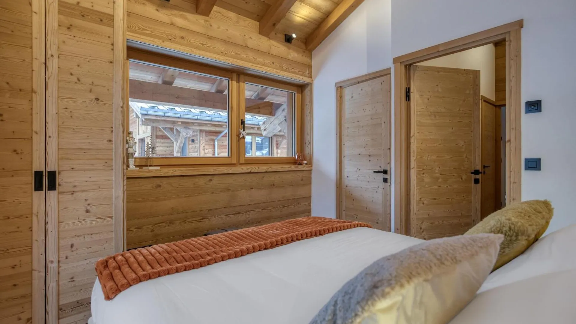 Chalet Prestige Helios 12 Guests Megeve France